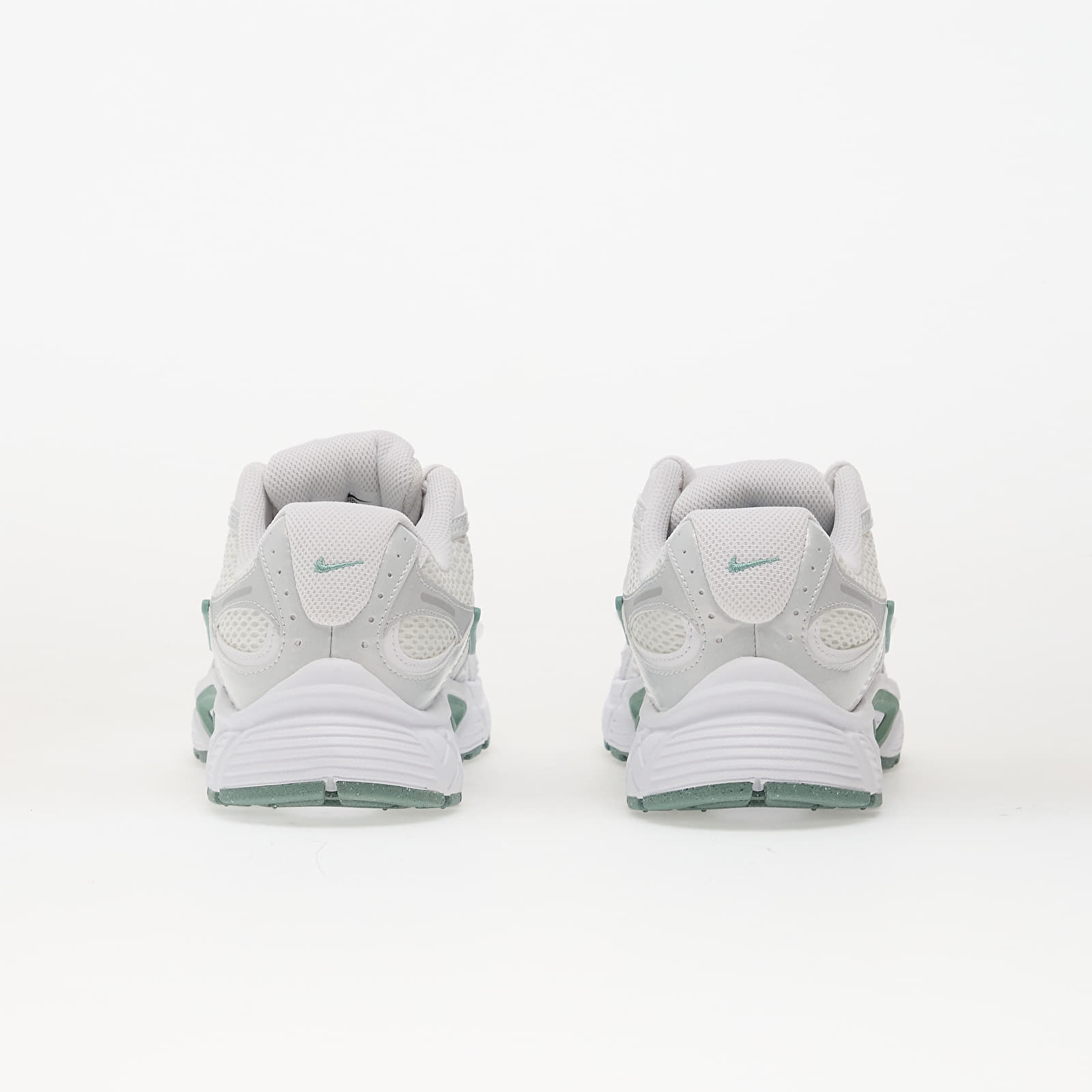 Damesschoenen Nike V5 Rnr Summit White/ White-Vast Grey-Cannon