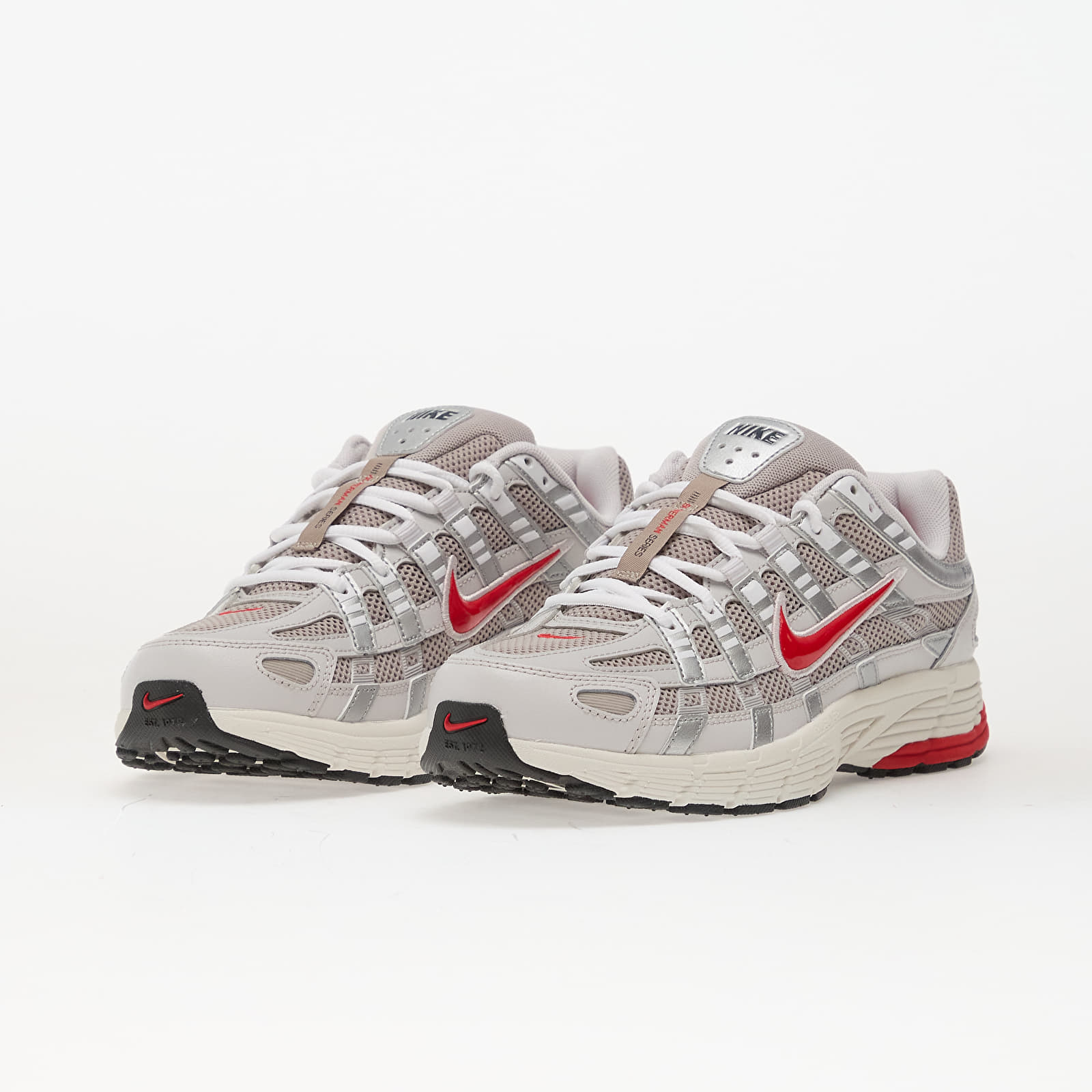 Herenschoenen Nike P-6000 College Grey/ Fire Red-Vast Grey-Phantom