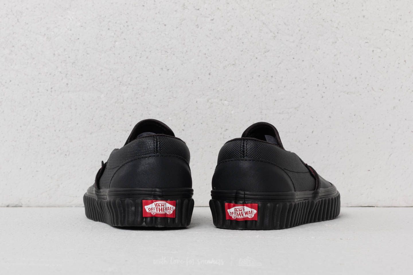 Pánske tenisky a topánky Vans Classic Slip-On (Marvel) Black Widow/ Black