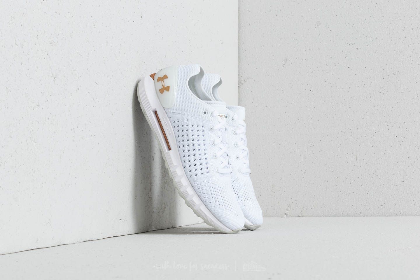 Chaussures et baskets femme Under Armour W Hovr Sonic NC White