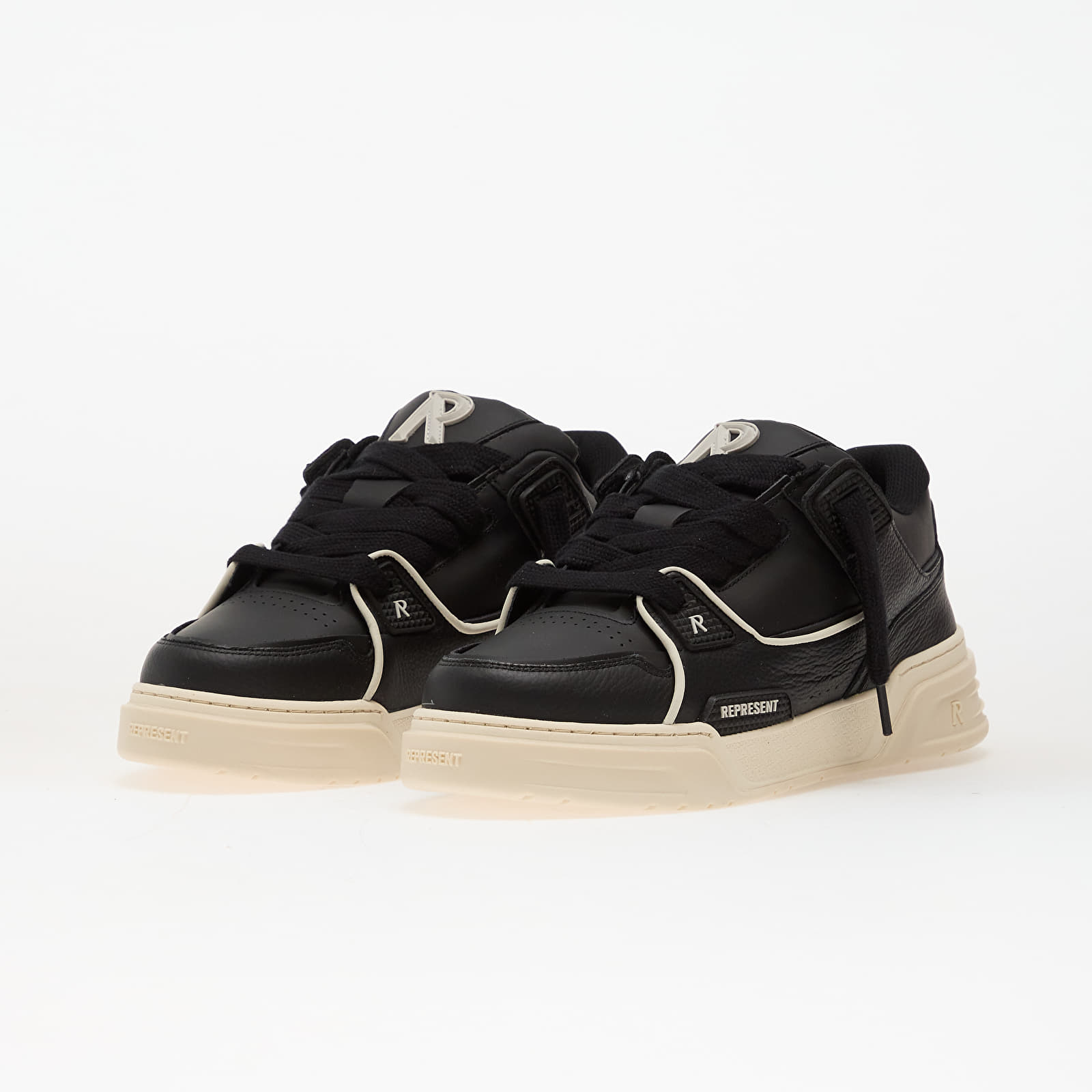 Meeste kingad REPRESENT Studio Sneaker Black