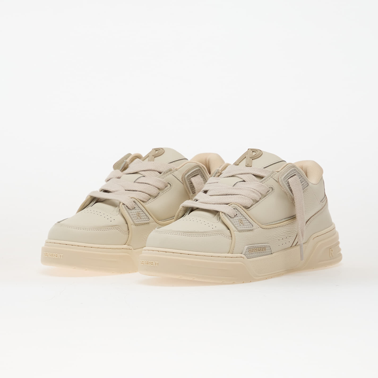 Meeste kingad REPRESENT Studio Sneaker Vintage White