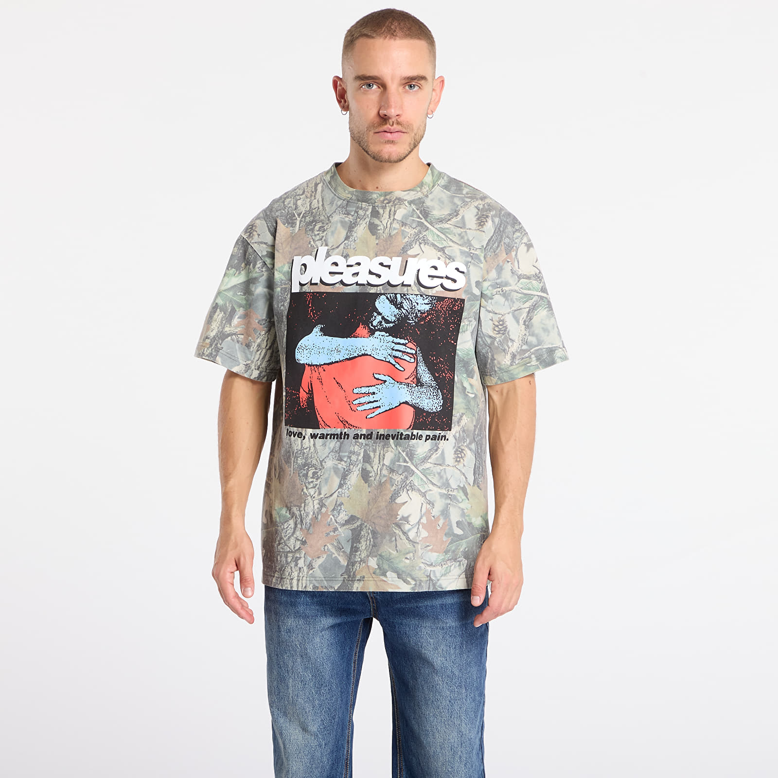 Männer T-Shirts PLEASURES Embrace T-Shirt Camo