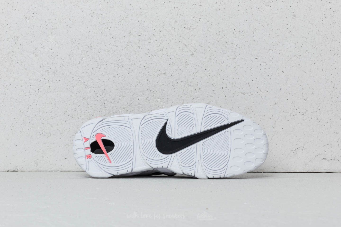 Air more money deals white black coral chalk