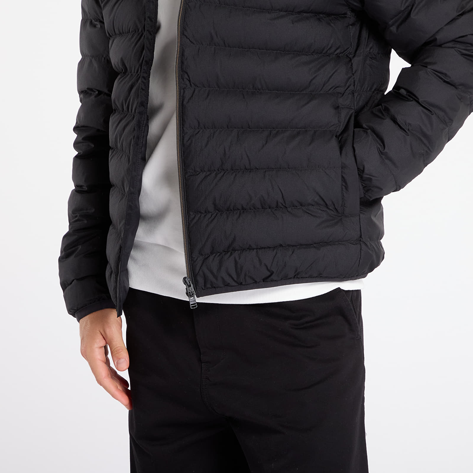 Men's jackets FRED PERRY Hooded Insulated Jacket Black