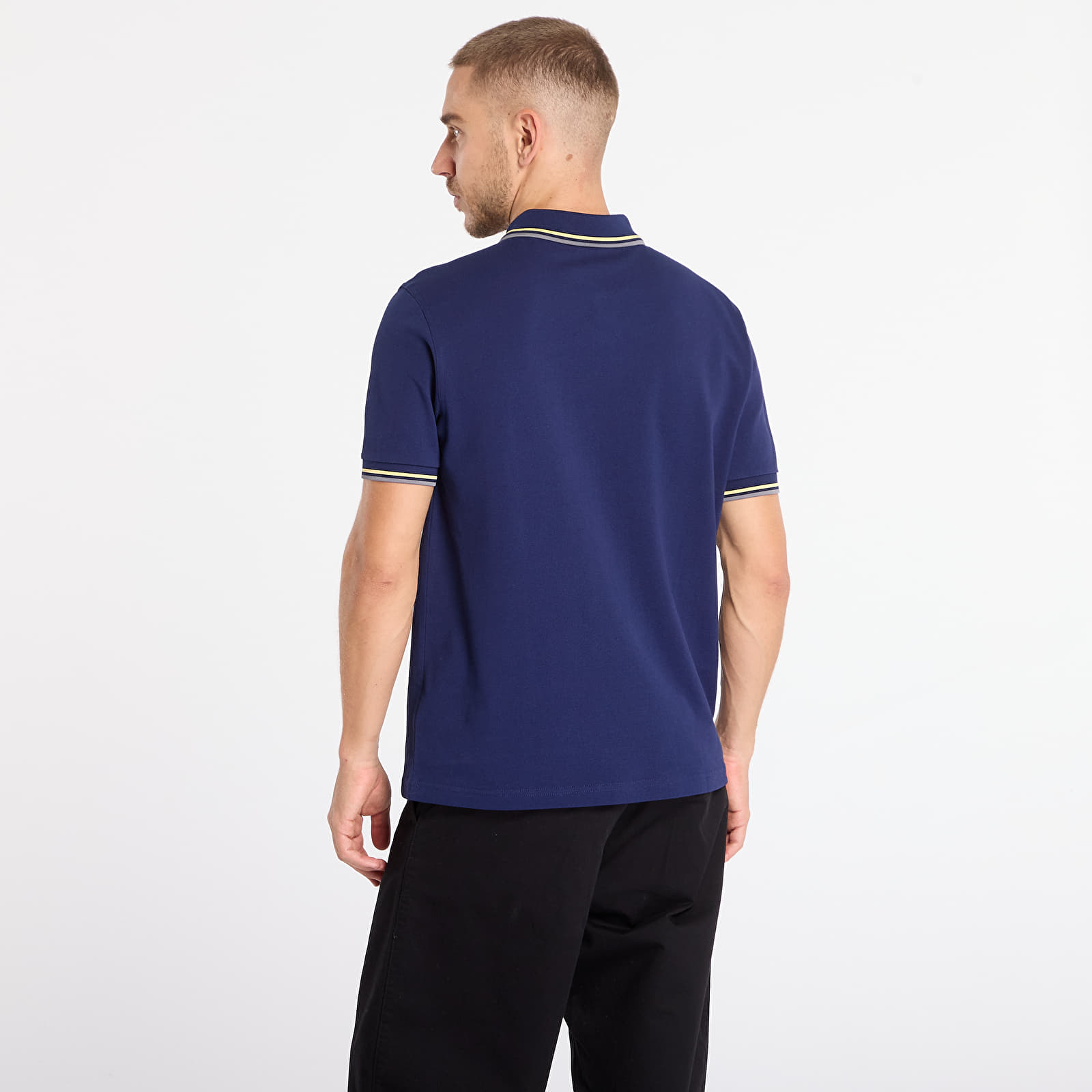 Men's T-shirts FRED PERRY Twin Tipped Fred Perry Shirt Frnvy/ Chgld/ Stbl