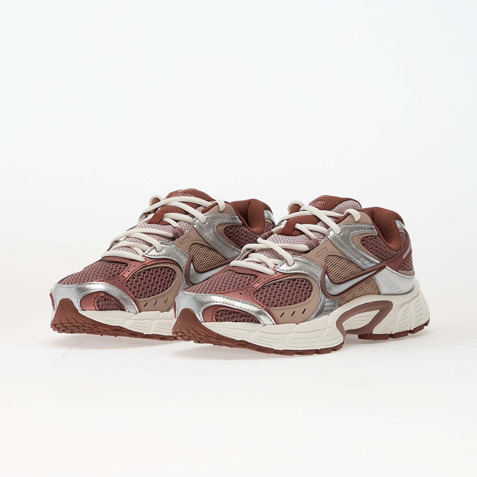 Sapatos de mulher Nike V5 Rnr Smokey Mauve/ Metallic Silver-Red Sepia
