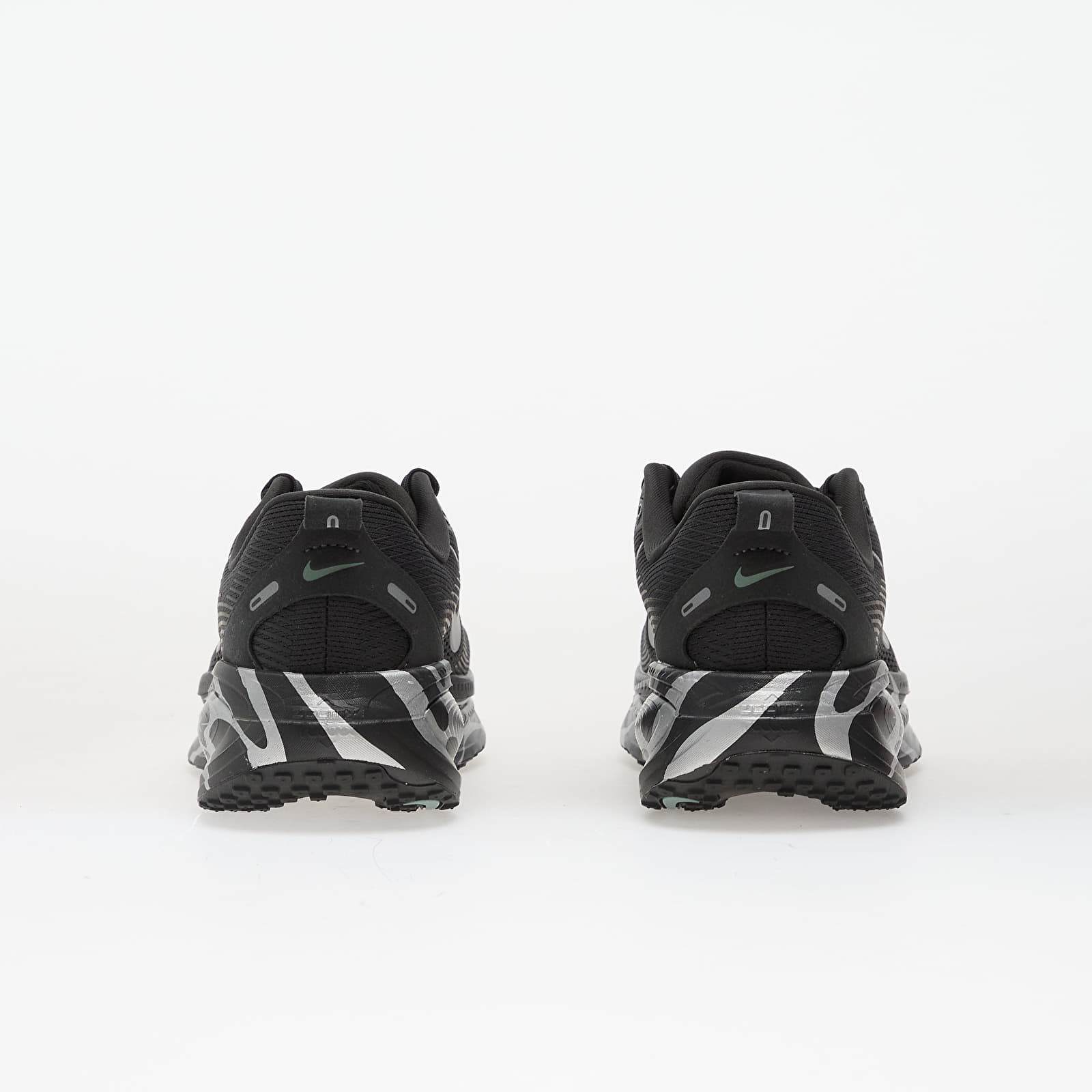 Мъжки кецове и обувки Nike Vomero 18 Anthracite/ Reflect Silver-Cannon