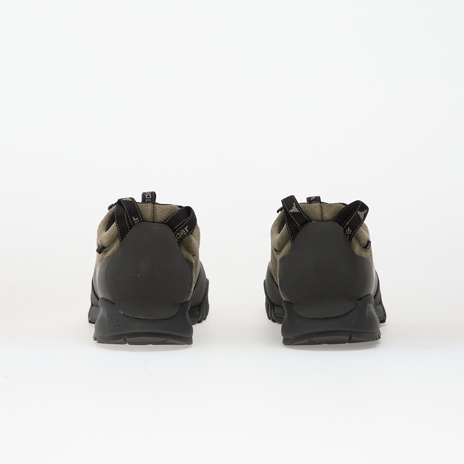 Sapatos de homem Roa x And Wander Cingino Tea Leaf/ Black