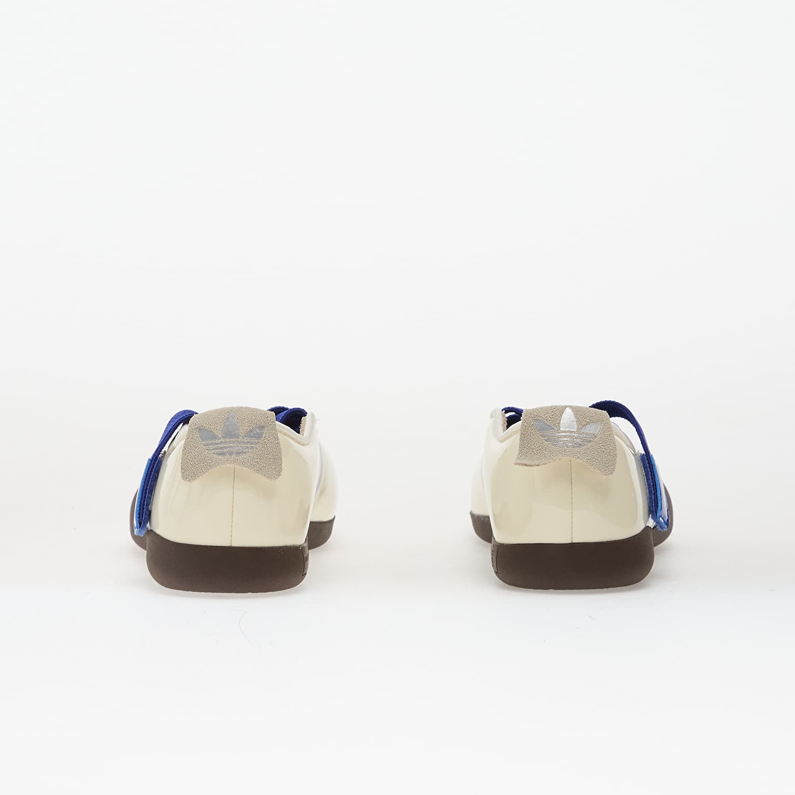 Damen Sneaker und Schuhe adidas Taekwondo By Caroline Hú x Edison Chen's Clot Off White/ Silver Met./ Brown