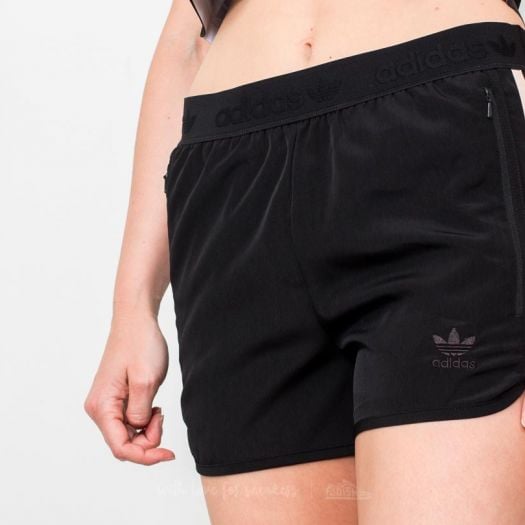 Adidas aa 2025 42 shorts