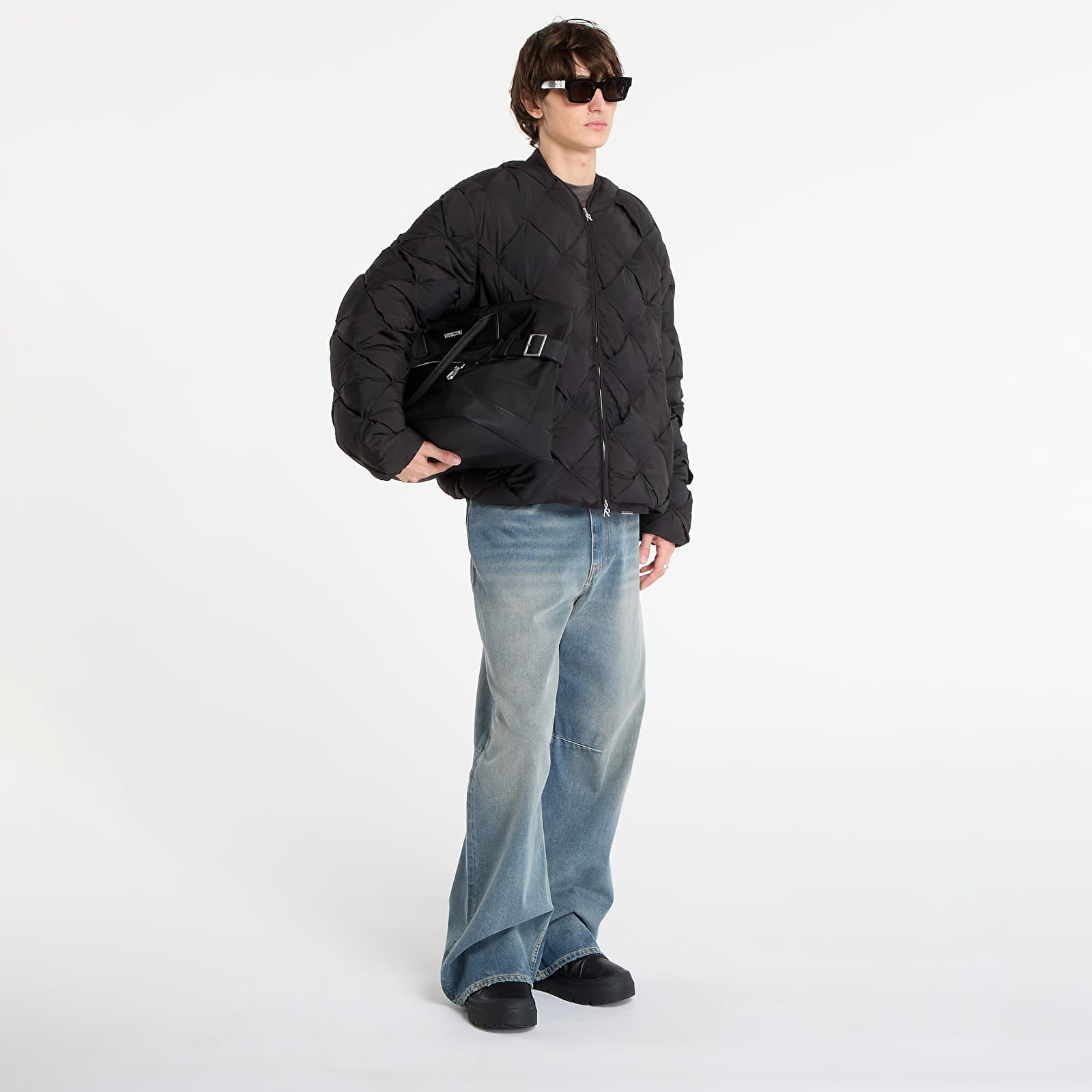 Пухени якета REPRESENT Pillow Puffer Jet Black