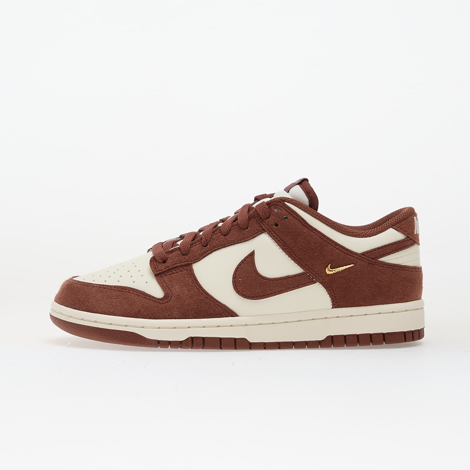 Sapatos de mulher Nike Wmns Dunk Low Sail/ Red Sepia-Metallic Gold