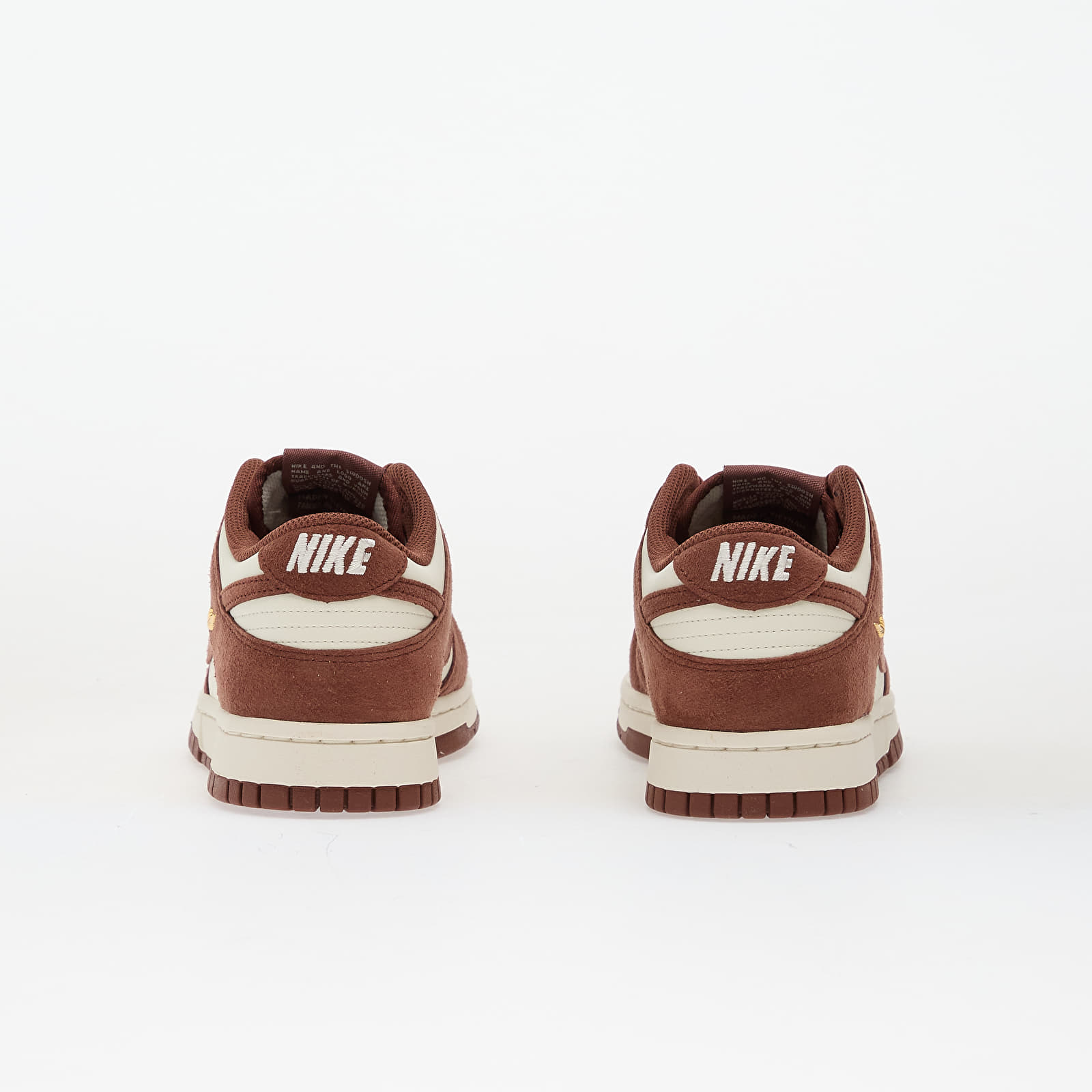 Sapatos de mulher Nike Wmns Dunk Low Sail/ Red Sepia-Metallic Gold
