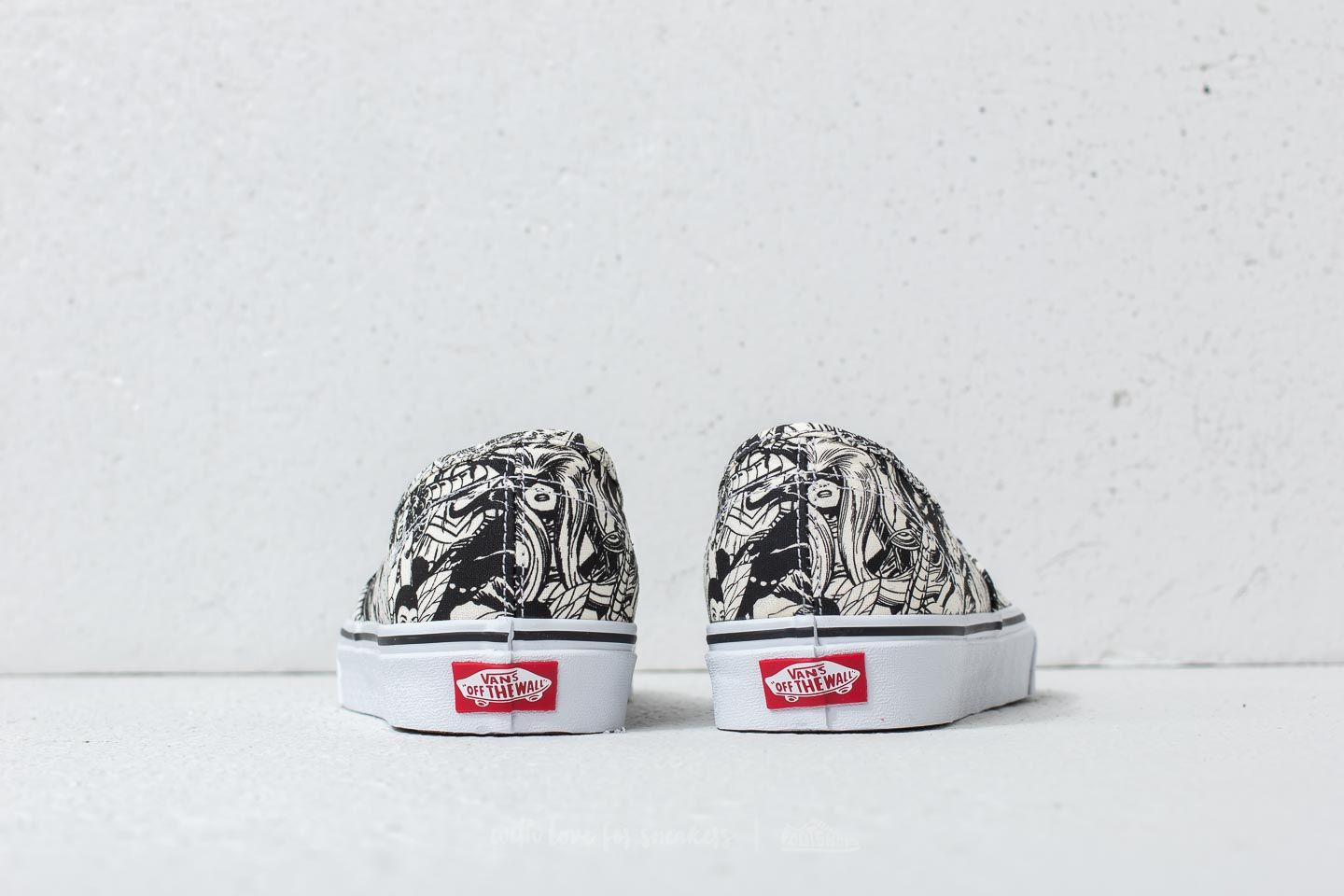 Vans x marvel sales authentic shoes