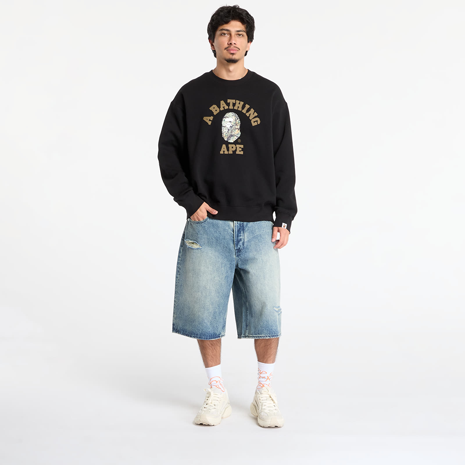 Суичърти A BATHING APE Tree Edge Camo College Relaxed Fit Crewneck Sweatshirt 1 Black