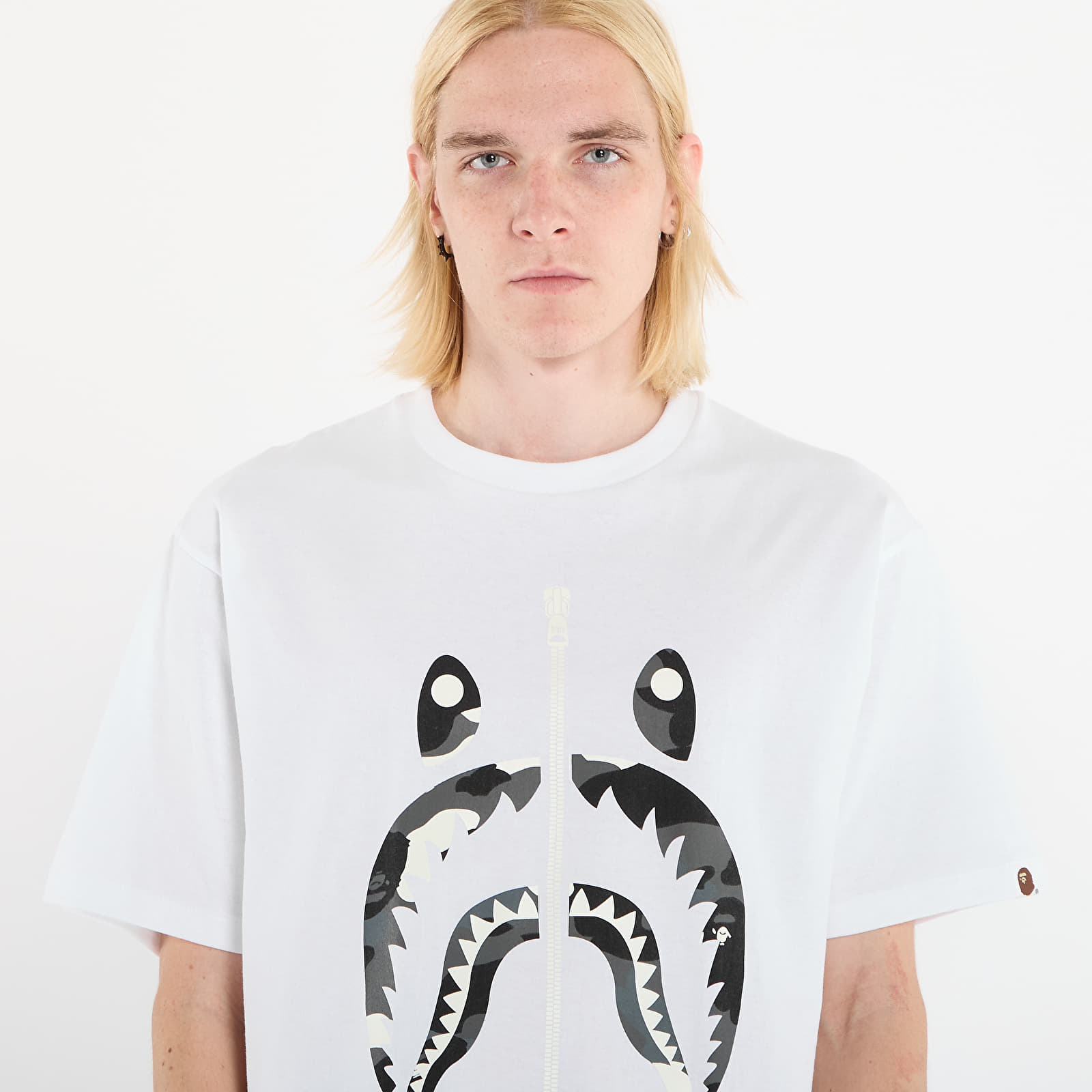 T-shirty męskie A BATHING APE City Camo Shark Tee UNISEX White