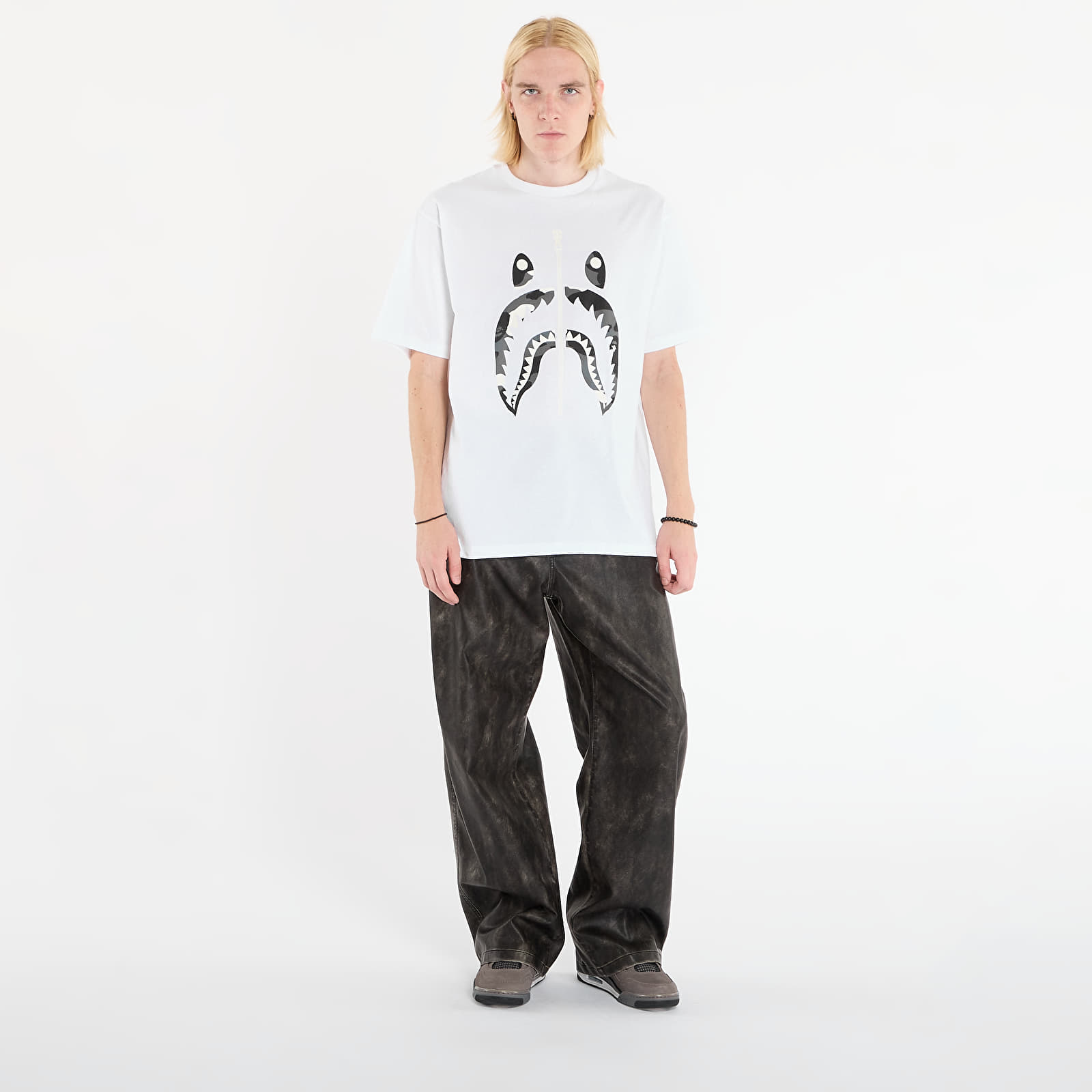 T-shirty męskie A BATHING APE City Camo Shark Tee UNISEX White