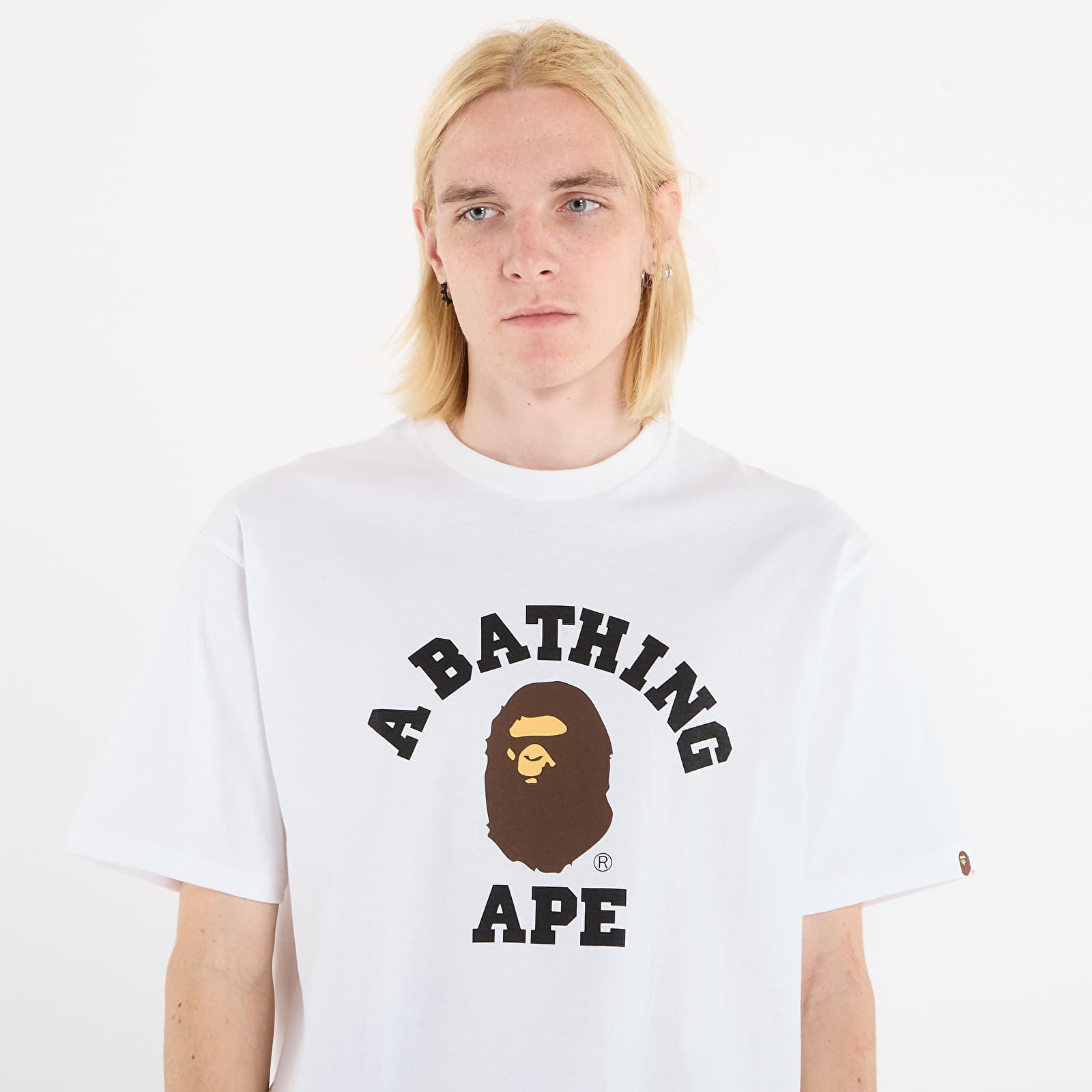 T-shirty męskie A BATHING APE College Tee UNISEX White