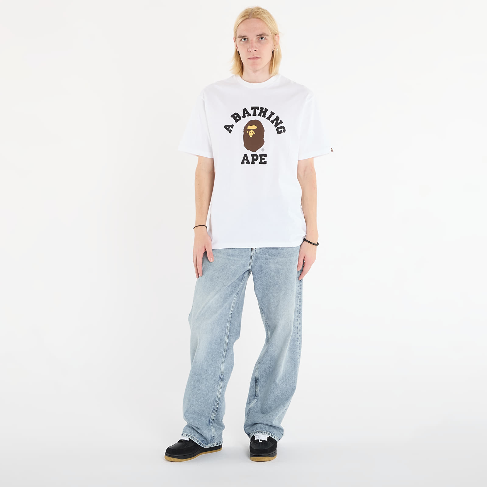 T-shirty męskie A BATHING APE College Tee UNISEX White