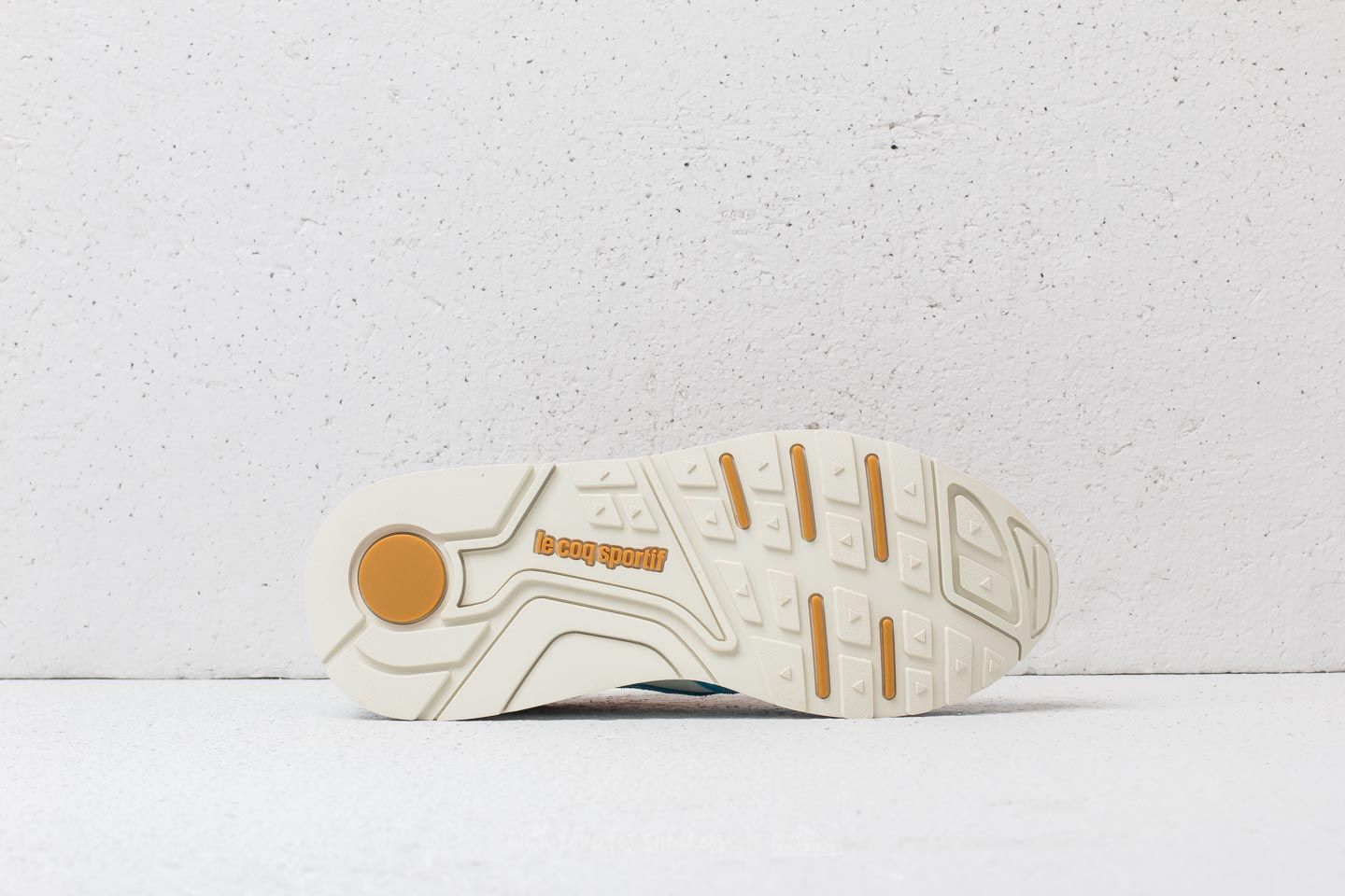 Le coq sportif x hanon deals lcs r800 the good agreement gold