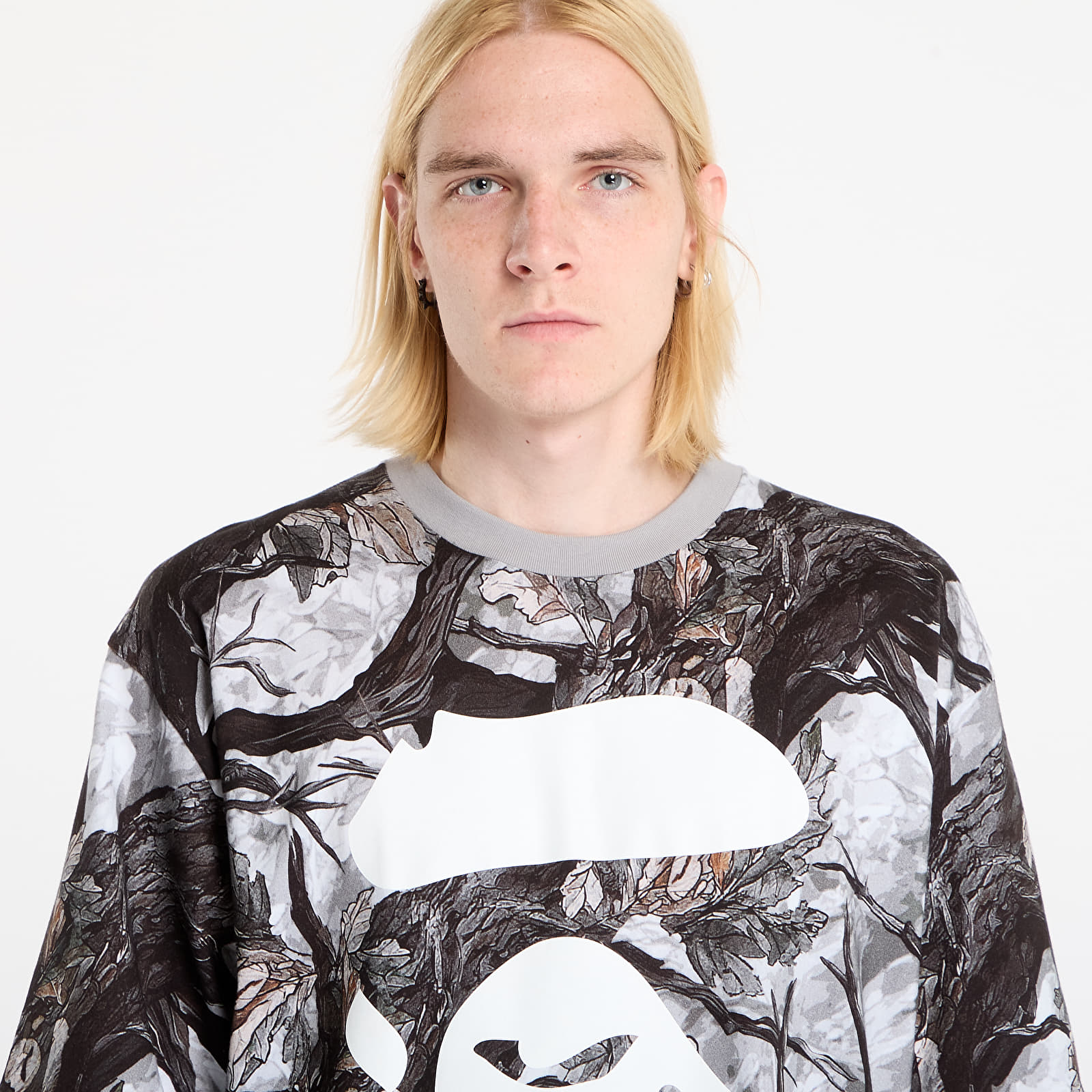 T-shirty męskie A BATHING APE Tree Edge Camo Ape Face Relaxed Fit Tee UNISEX White