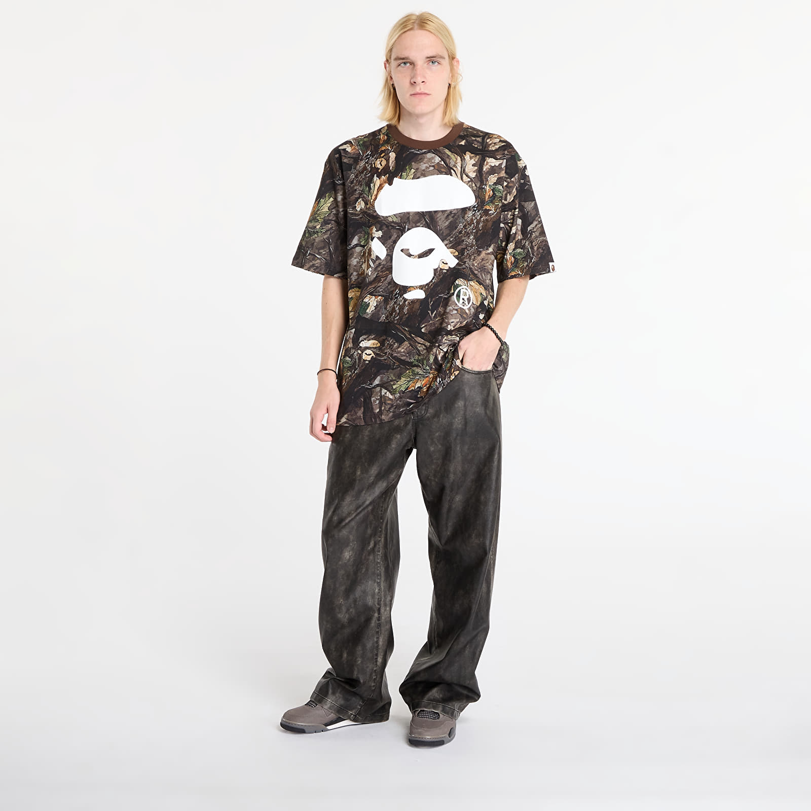 T-shirty męskie A BATHING APE Tree Edge Camo Ape Face Relaxed Fit Tee UNISEX Brown