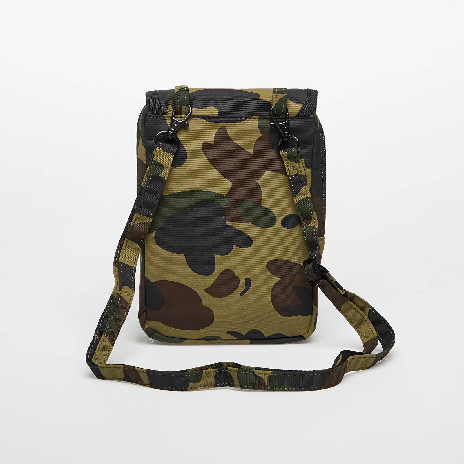 Други аксесоари A BATHING APE 1St Camo Phone Bag Green