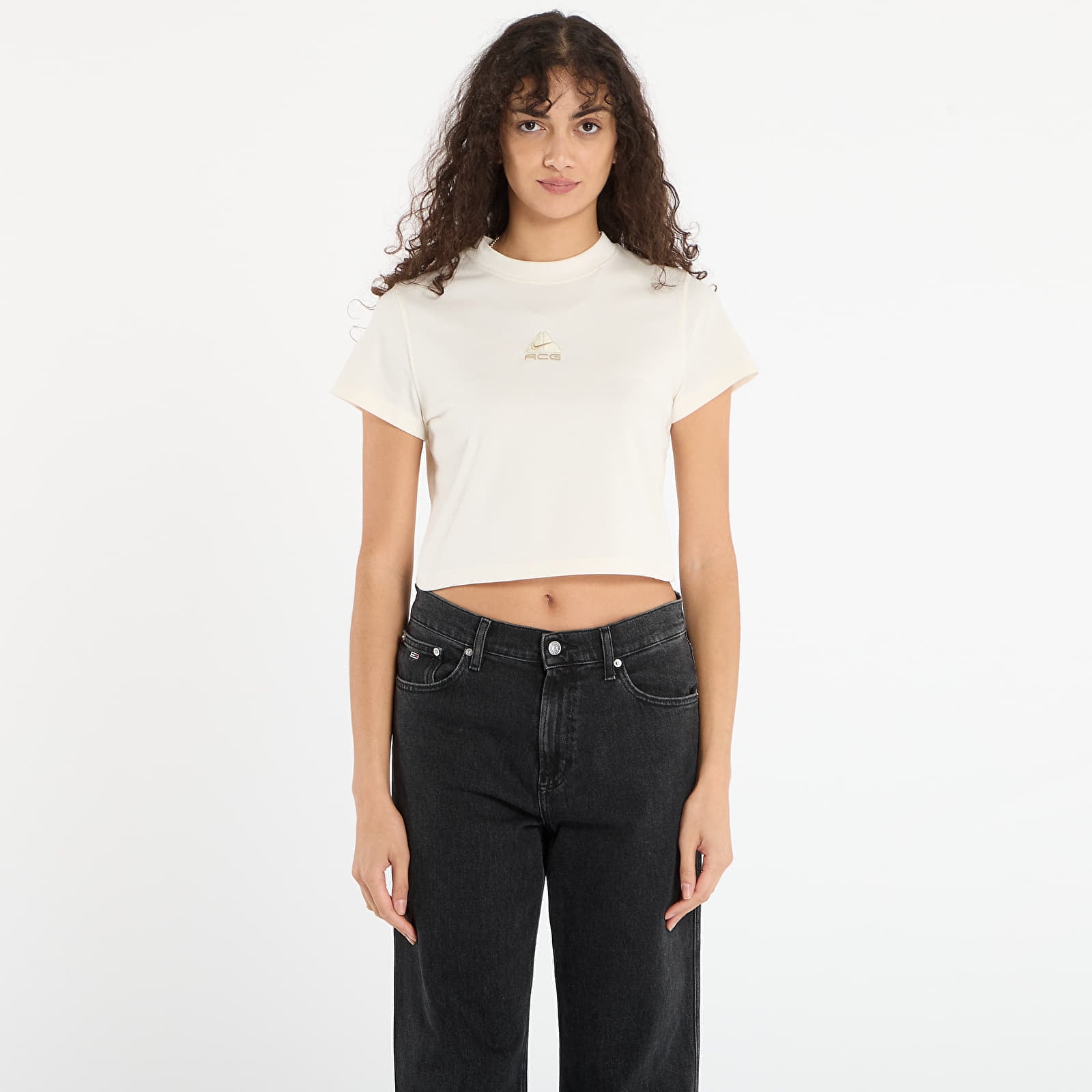 Tricou Nike ACG Womens Dri-FIT Short-Sleeve T-Shirt Pale Ivory/ Lt Khaki/ Parachute Beige XL