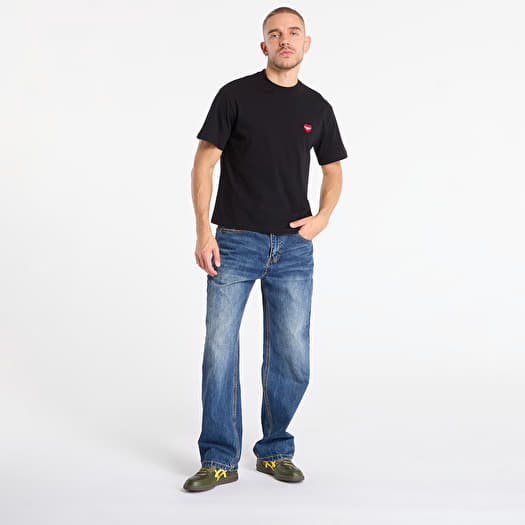 Carhartt WIP W' S/S Heart Patch T-Shirt UNISEX Black/ Red | Footshop