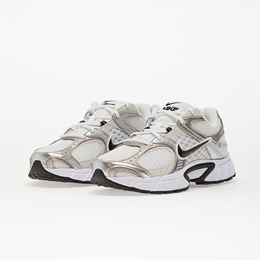 Nike V5 Rnr White/ Black-Vast Grey-College Grey | Footshop
