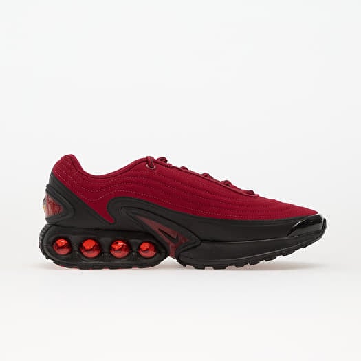 red nike tns mens