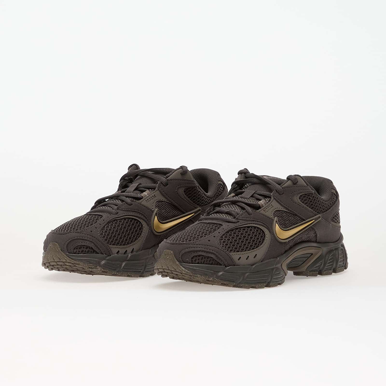 Naiste jalatsid Nike V5 Rnr Medium Ash/ Metallic Gold-Cave Stone