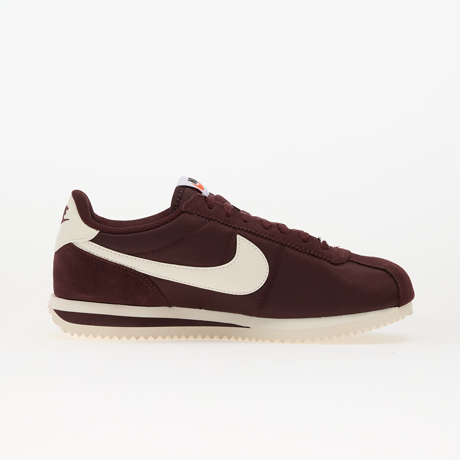 Naiste jalatsid Nike Cortez Textile Burgundy Crush/ Sail