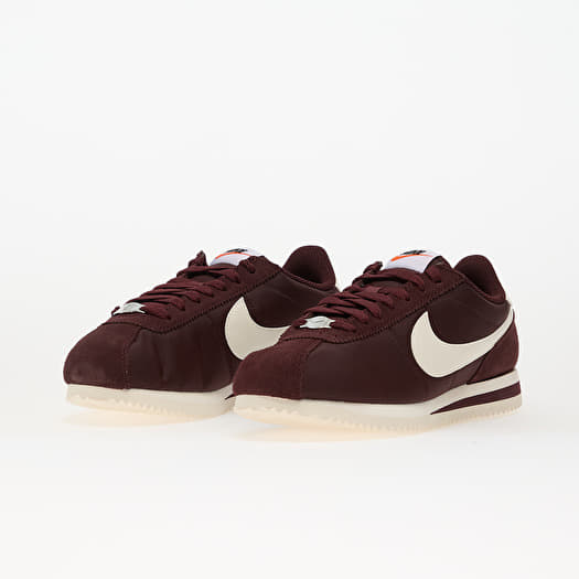 Women's shoes Nike Cortez Textile Burgundy Crush/ Sail Footshop