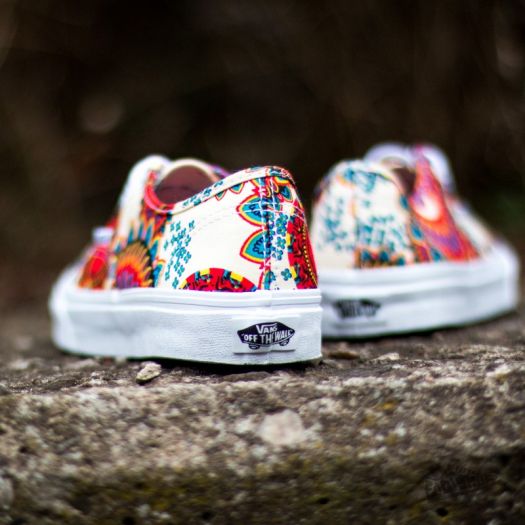 Women s shoes Vans Authentic Slim Geo Floral Magenta True White Footshop