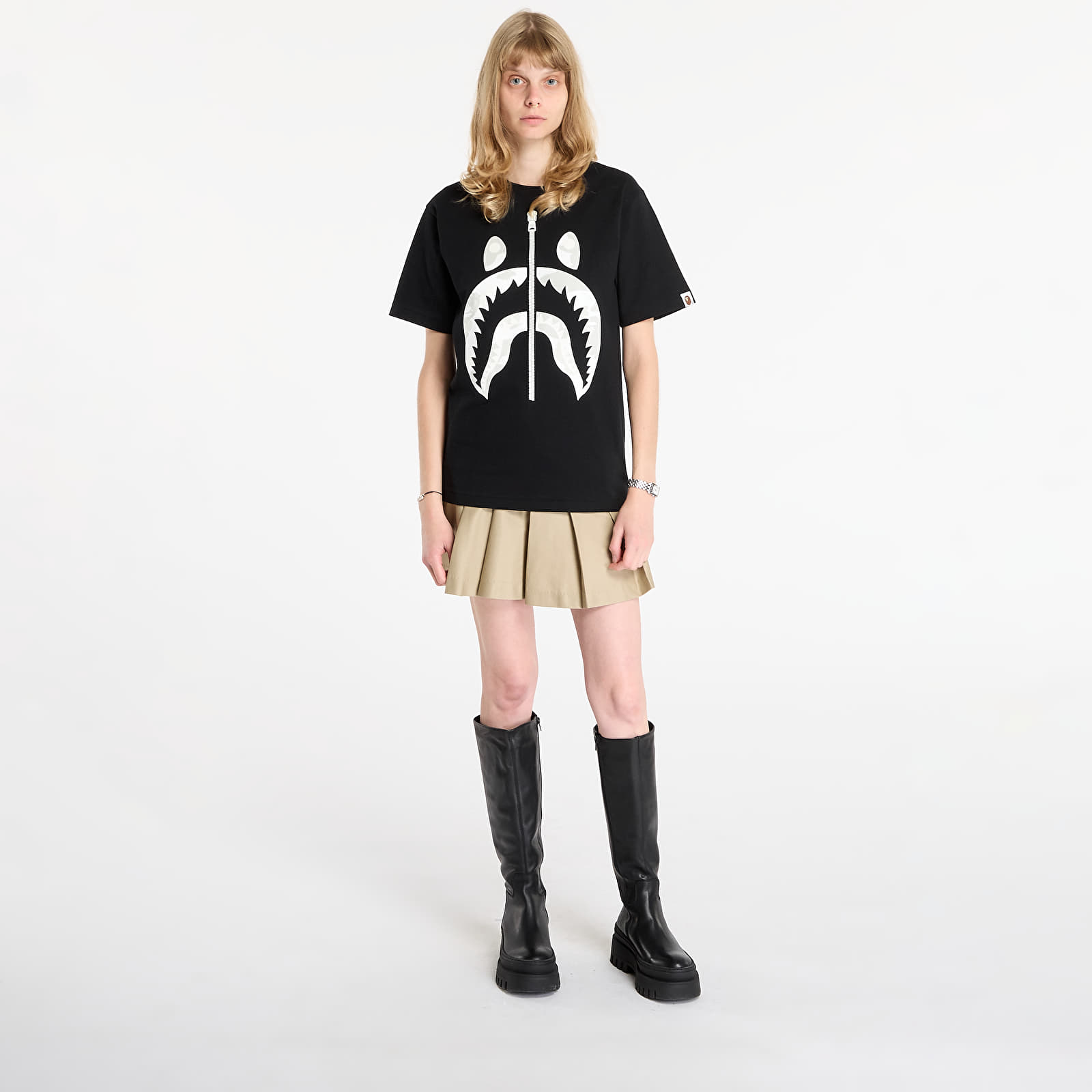 T-shirts de homem A BATHING APE City Camo Shark Tee UNISEX Black