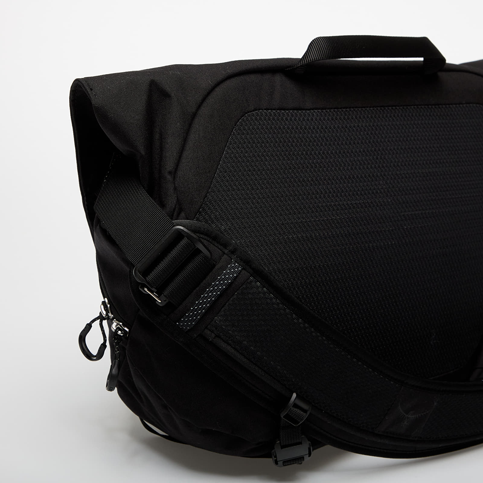 Torby przez ramię Osprey Metron 18 Messenger Black/ Anchor Blue