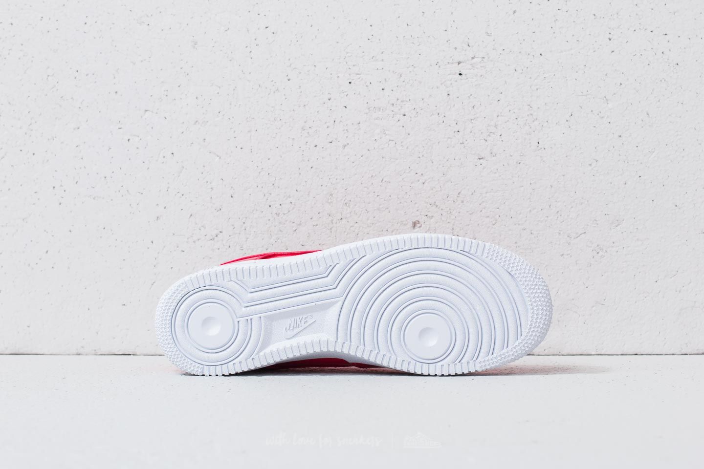 Chaussures et baskets homme Nike Air Force 1 07 LV8 UV Siren Red Siren Red White Footshop