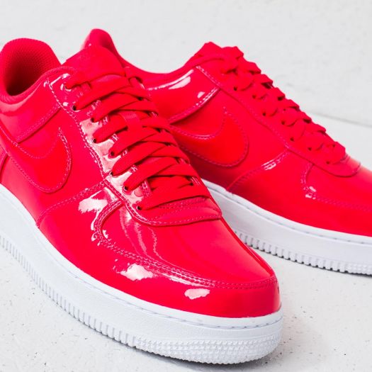 Nike Air Force 1 07 LV8 UV