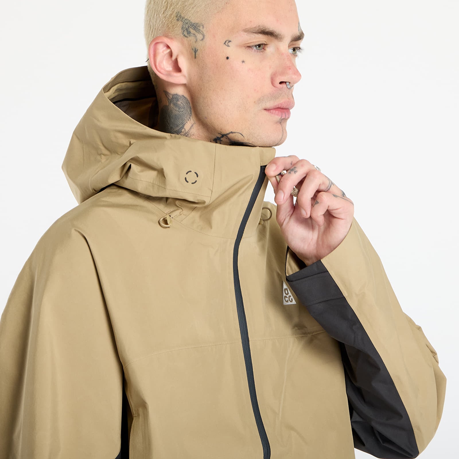 Jakne  Nike ACG "Misery Ridge" Storm-FIT ADV GORE-TEX Jacket Parachute Beige/ Anthracite/ Summit White