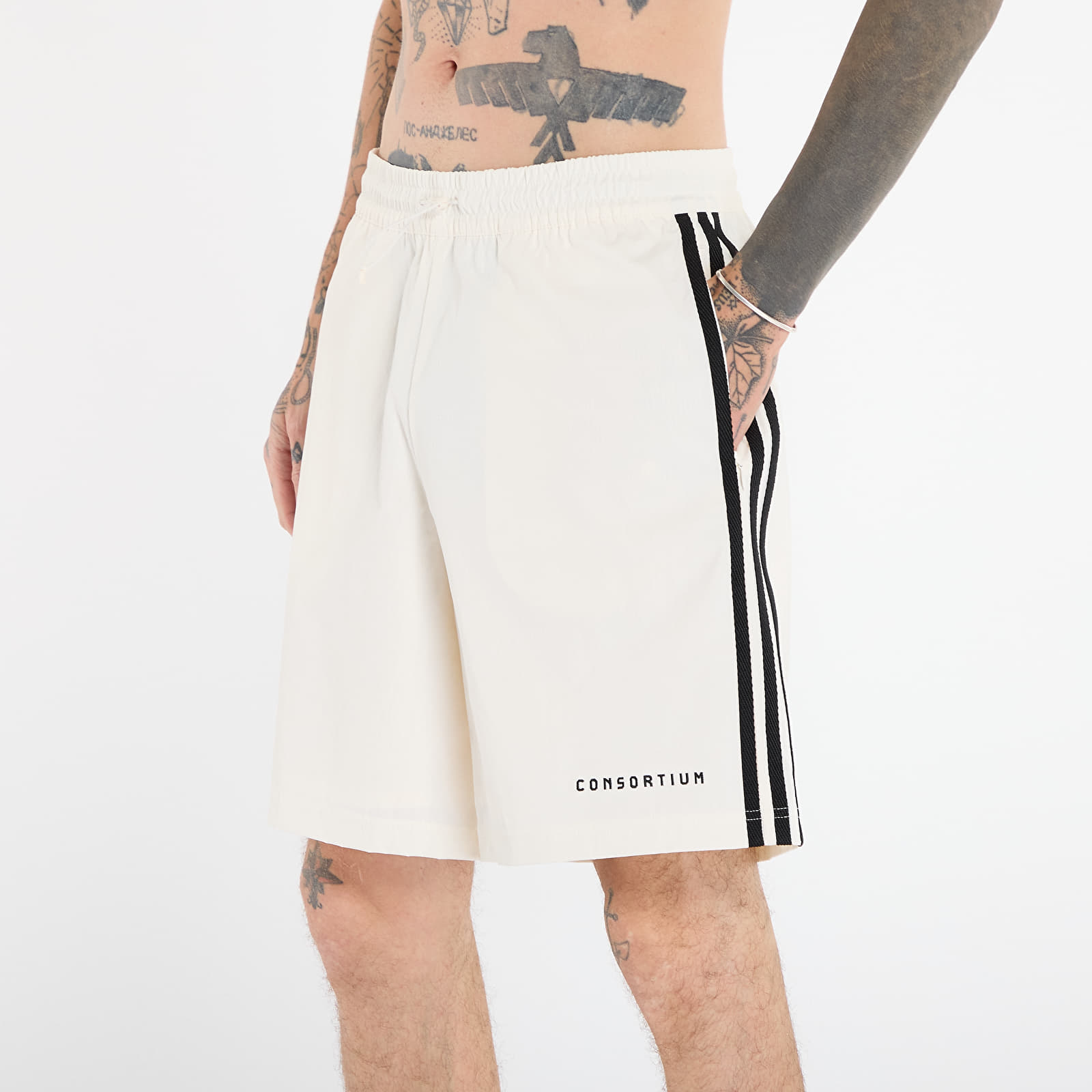 Shorts - Männer adidas Shorts By Consortium White