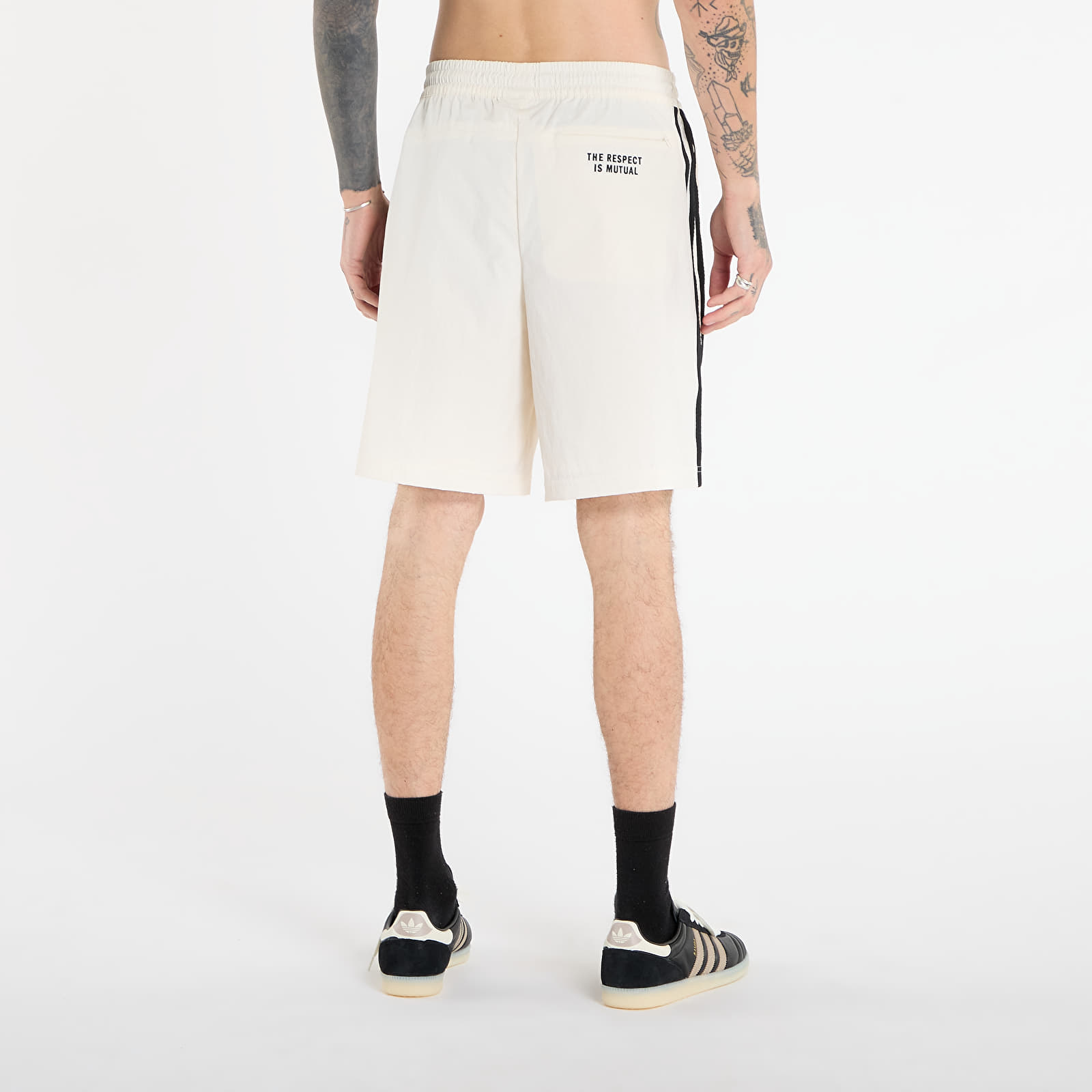 Shorts - Männer adidas Shorts By Consortium White