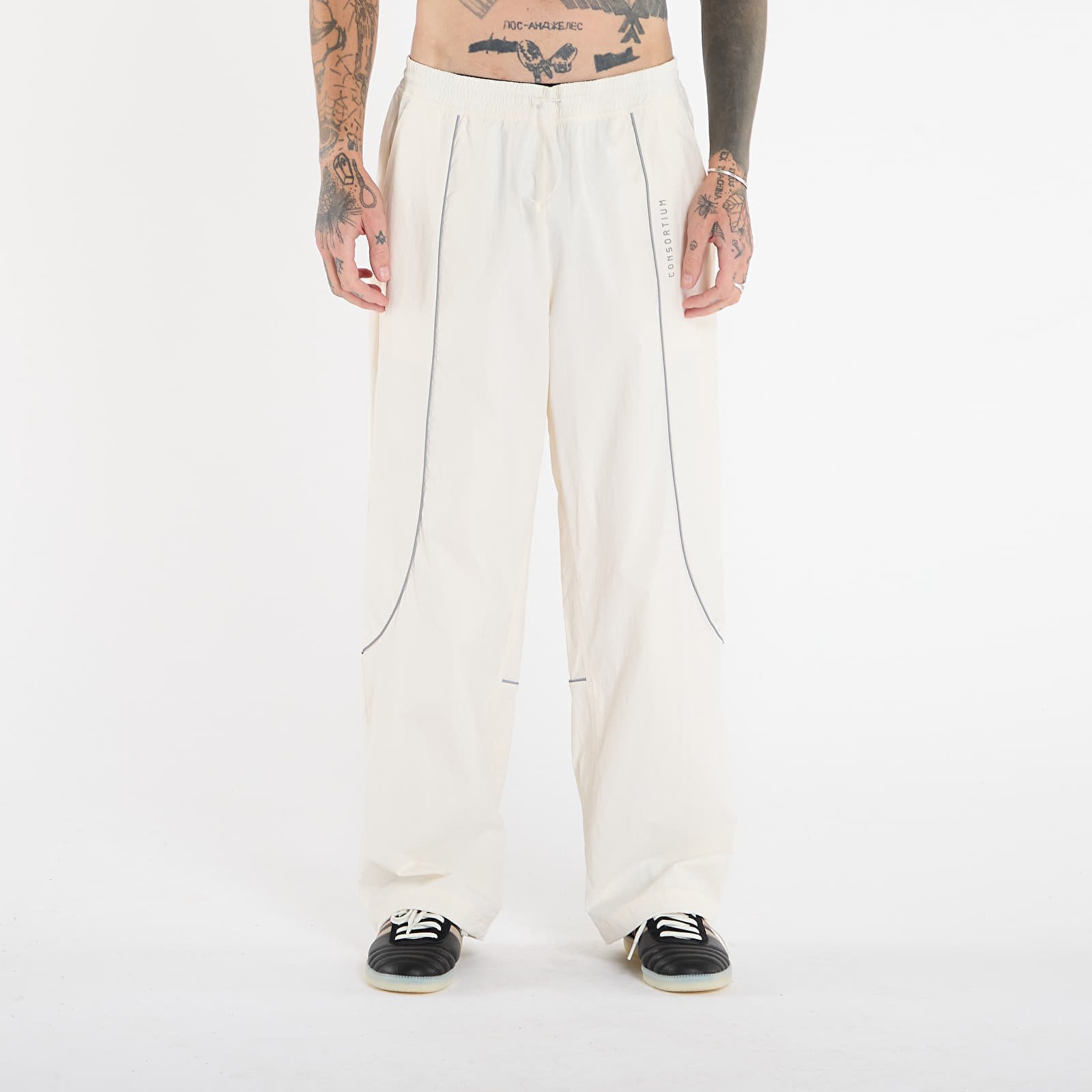 Pantaloni adidas Track Pant By Consortium Chalk White XXL