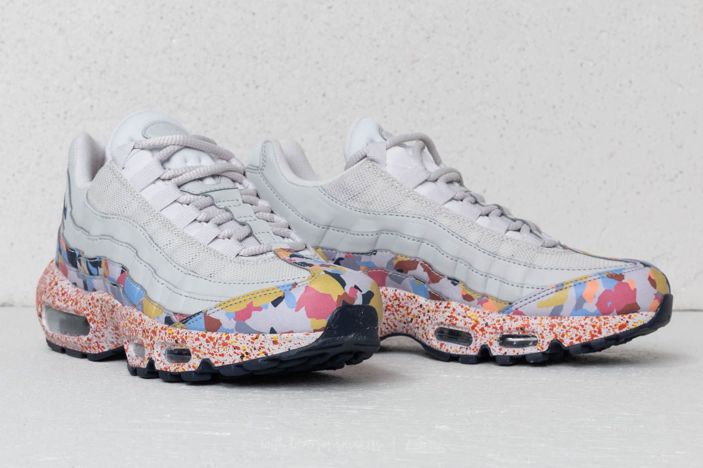 Confetti air max 95 hot sale