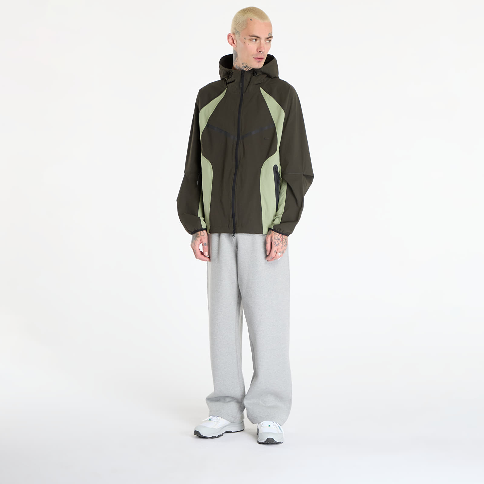 Jacken Nike Tech Men's Dri-FIT Woven Color-Block Windrunner Loose Jacket Sequoia/ Oil Green/ Black