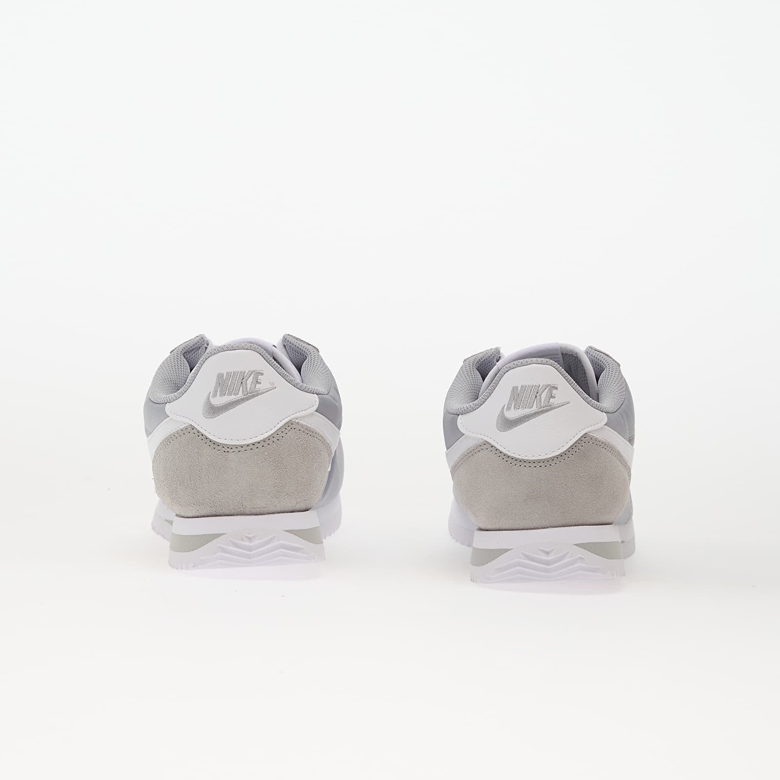 Skor för män Nike Cortez Textile Flt Silver/ White