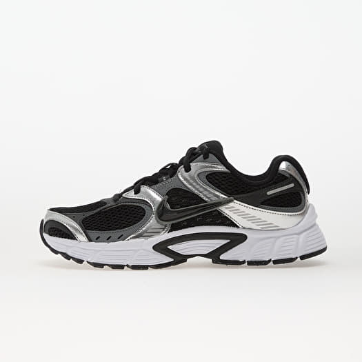 Nike V5 Rnr Black/ Black-Anthracite-Smoke Grey