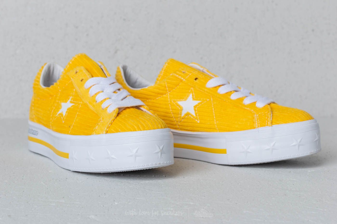 Converse one hotsell star platform yellow