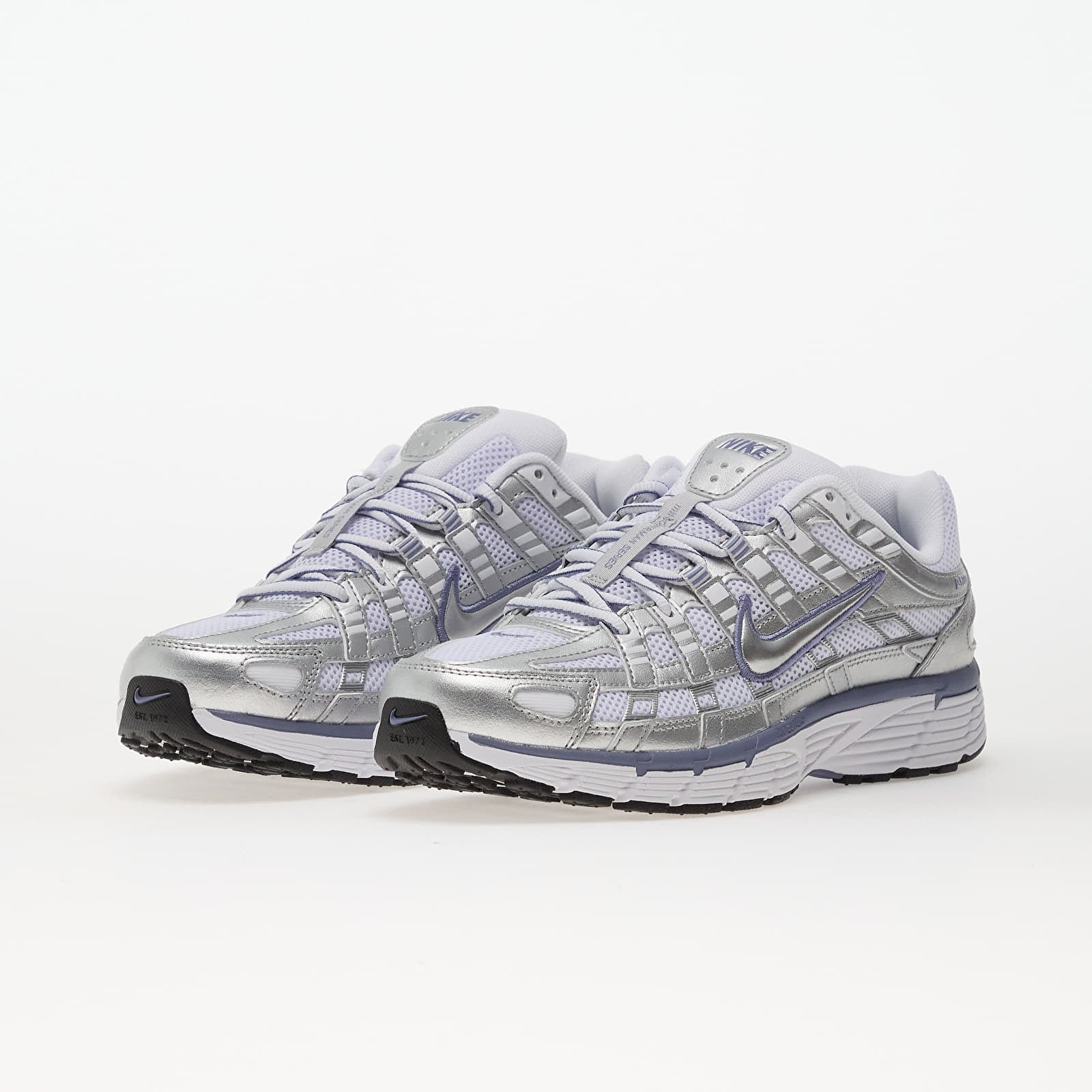 Women's shoes Nike P-6000 Metallic Silver/ World Indigo-White-Black
